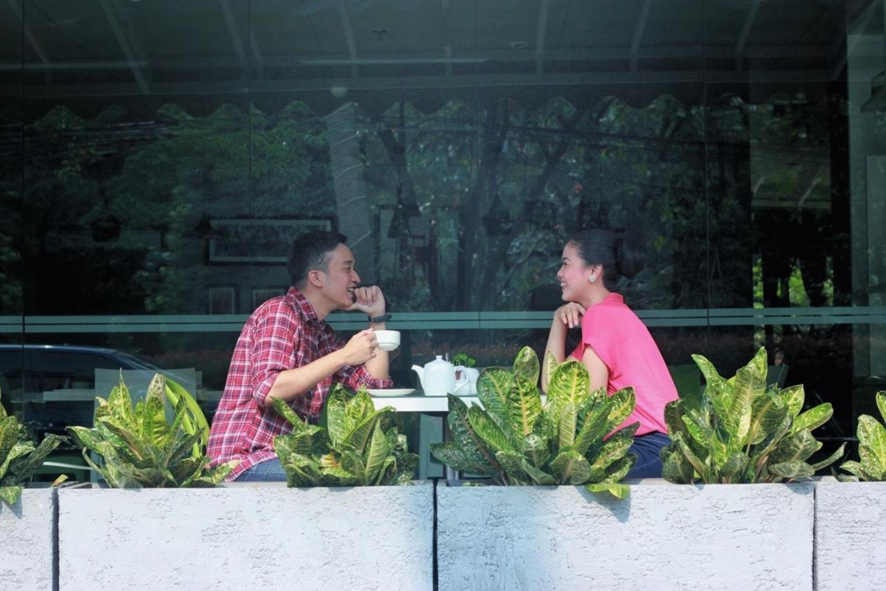Pomelotel Patra Kuningan Jakarta Bagian luar foto