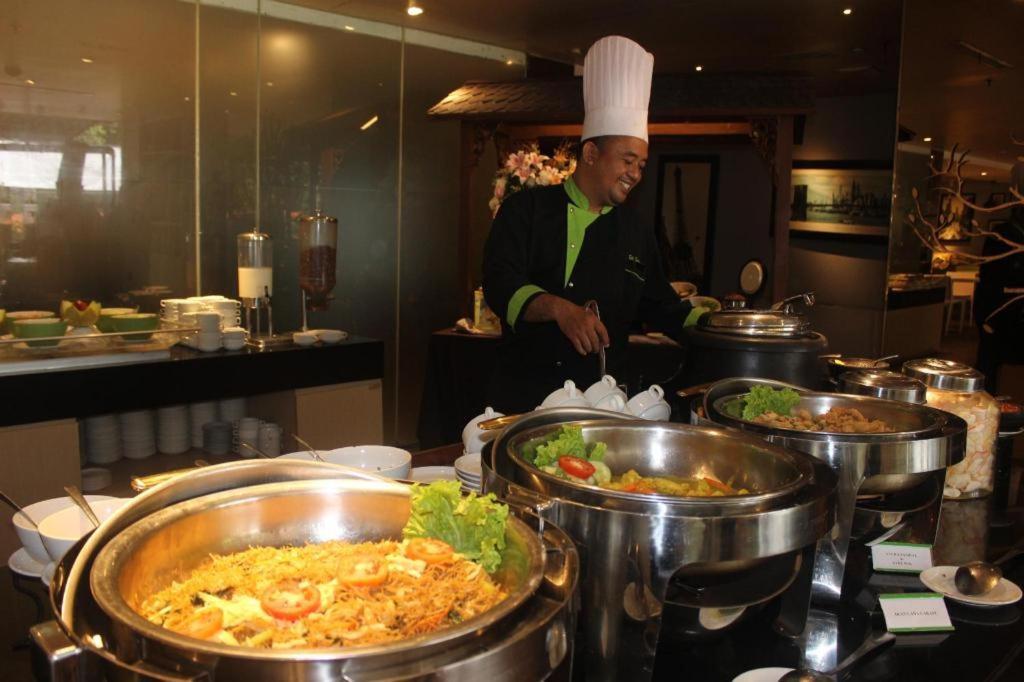 Pomelotel Patra Kuningan Jakarta Bagian luar foto