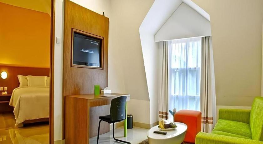 Pomelotel Patra Kuningan Jakarta Bagian luar foto